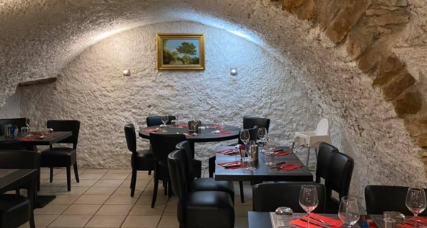 Le restaurant - Le Clos Des Oliviers - Restaurant Lançon-Provence - Restaurant Berre-l'Étang - meilleur resto LANCON-PROVENCE